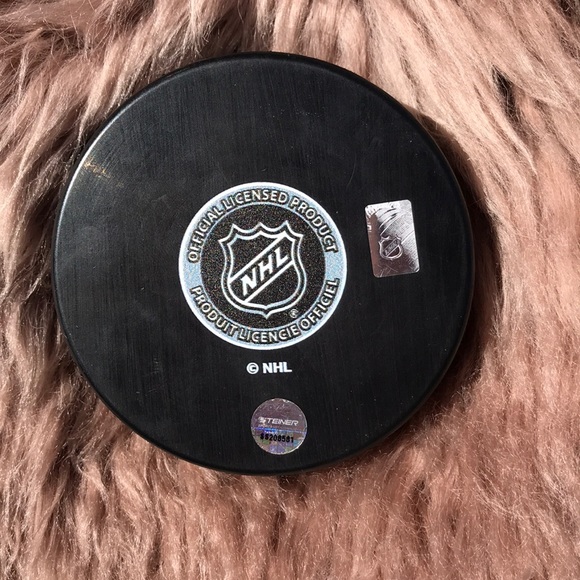 Rick Nash signed New York Rangers hockey puck! ⚜️ - Picture 3 of 5